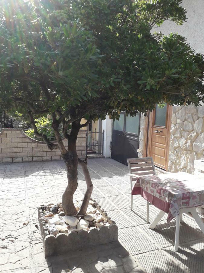 Casa Di Chiara Terni Exterior foto
